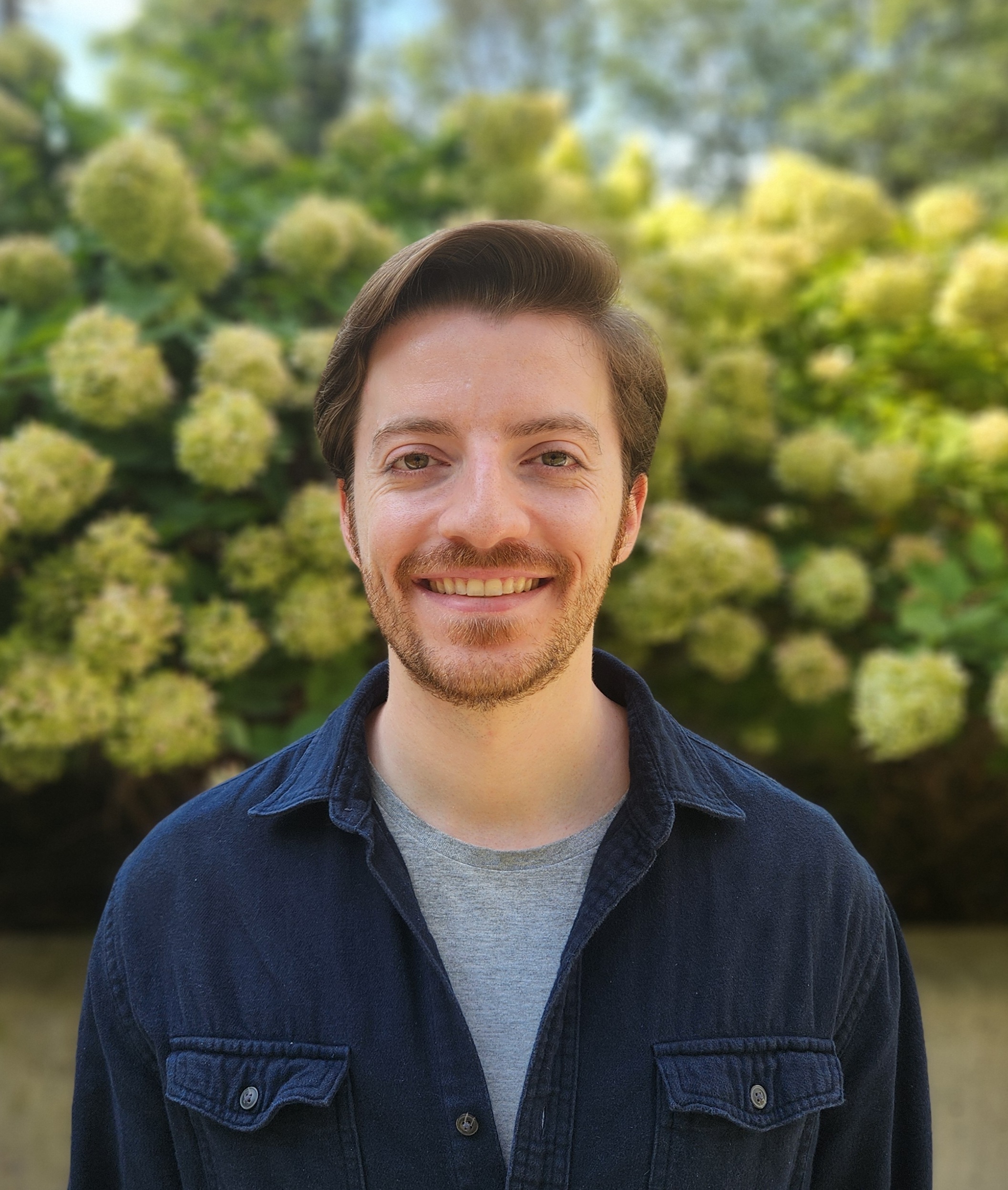 Navigation bar avatar